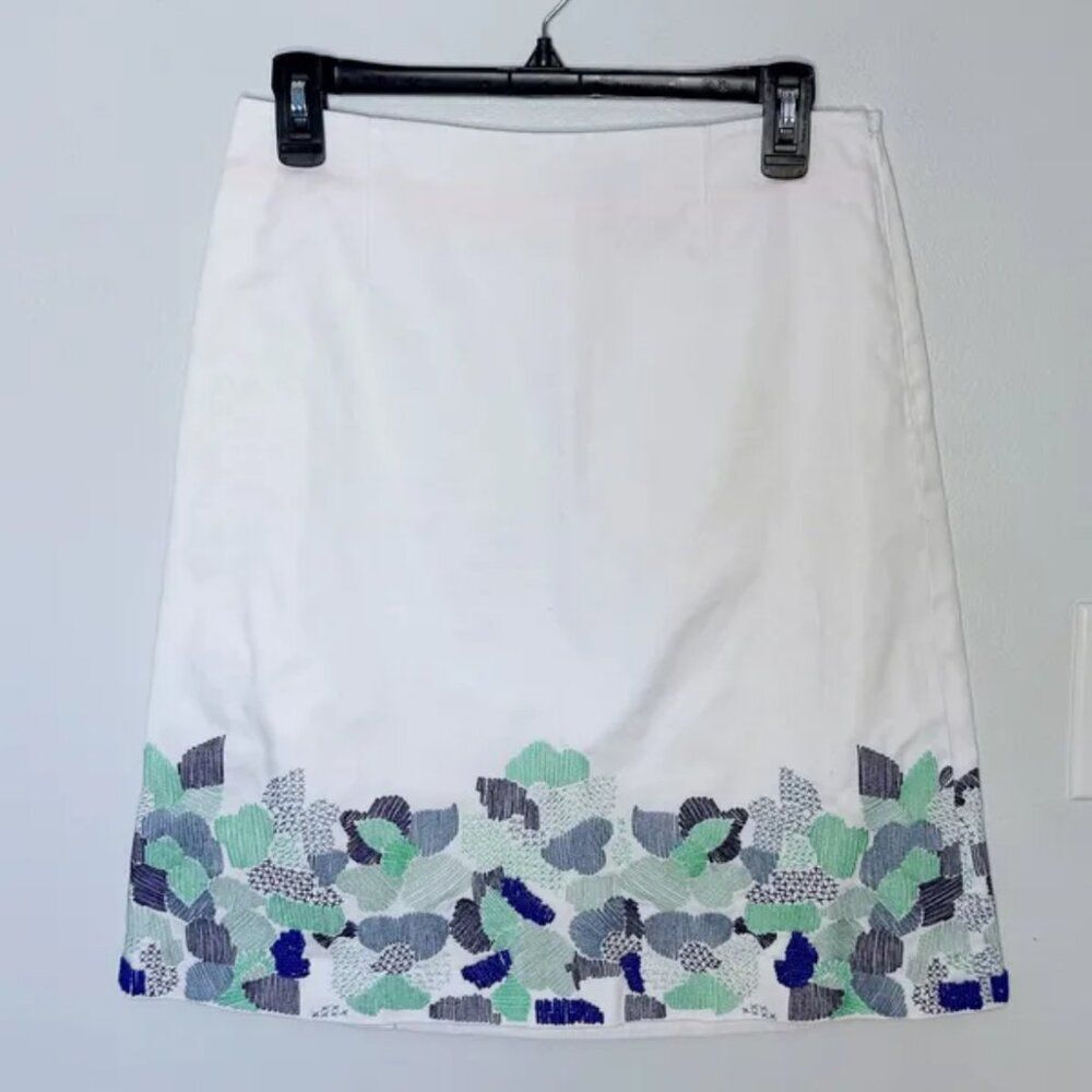 Boden Mosaic Flower embroidered Beaded A line midi skirt white size 6
